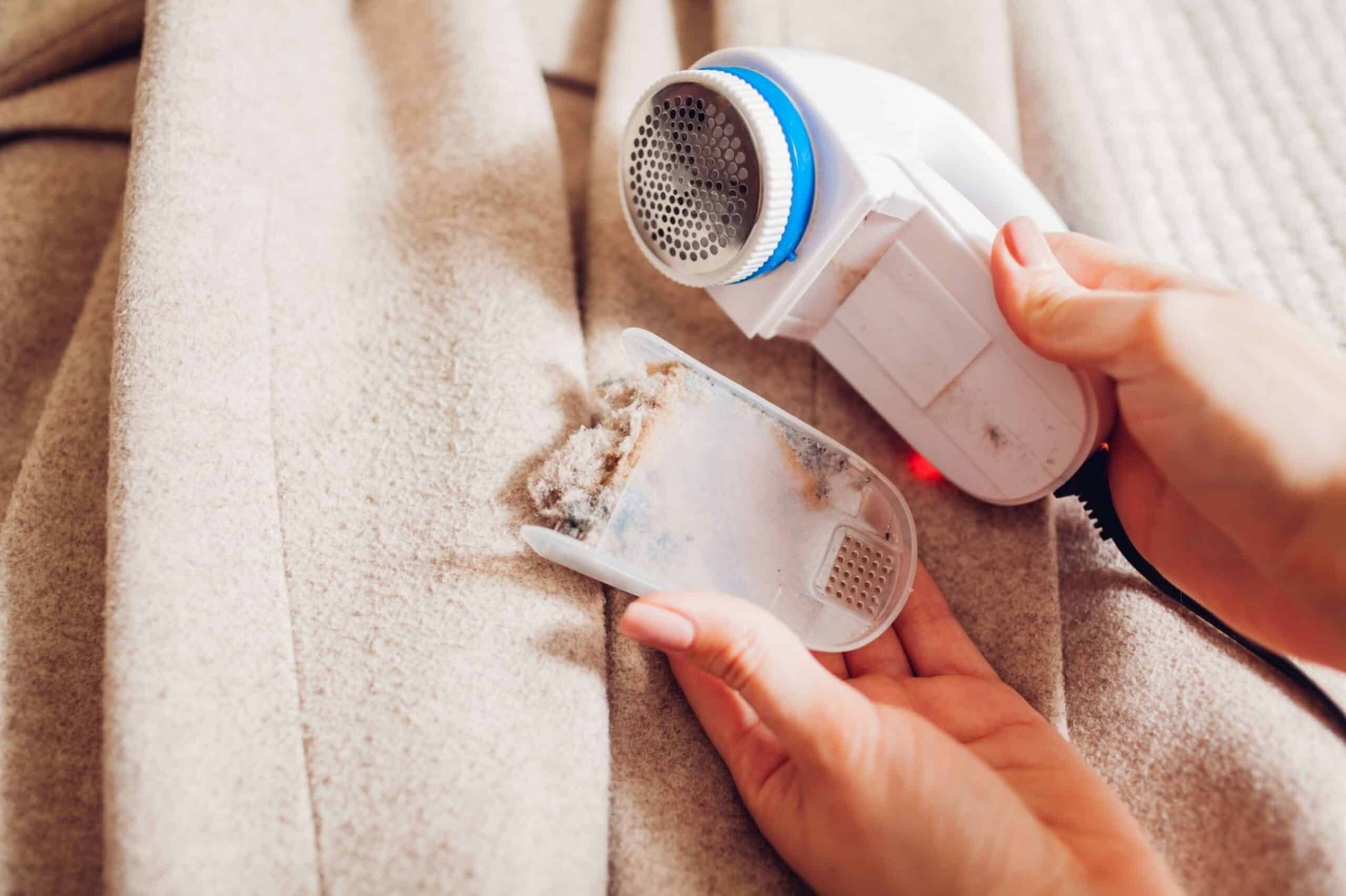 Ways to Remove Lint From Clothes Tidyhere Image Lint Machine with Lint Build Up